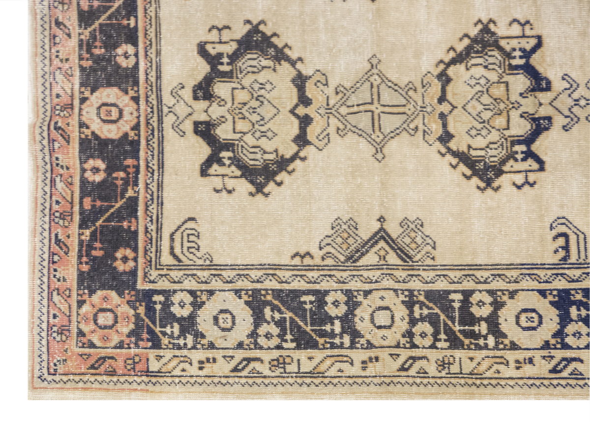 Turkish Rug, Vintage Area Rug,  205 x 270 cm / 6.7x8.9 feet