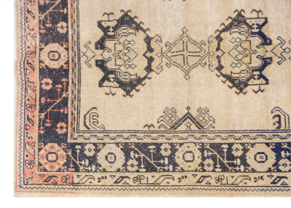 Turkish Rug, Vintage Area Rug,  205 x 270 cm / 6.7x8.9 feet