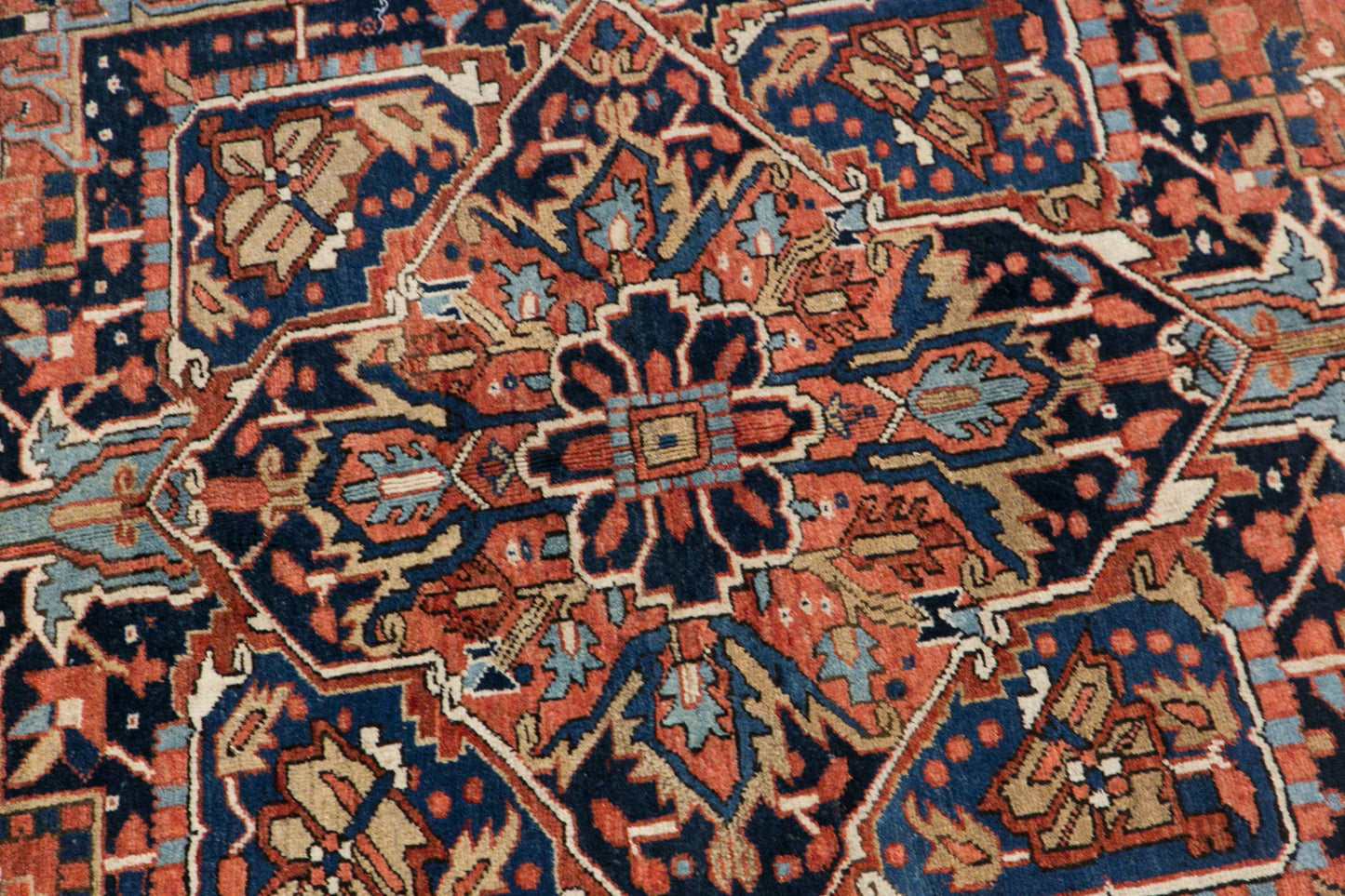 60+ Yrs  Handmade Wool Area Rug – 260 x 345 cm / 8.5 x 11.3 ft