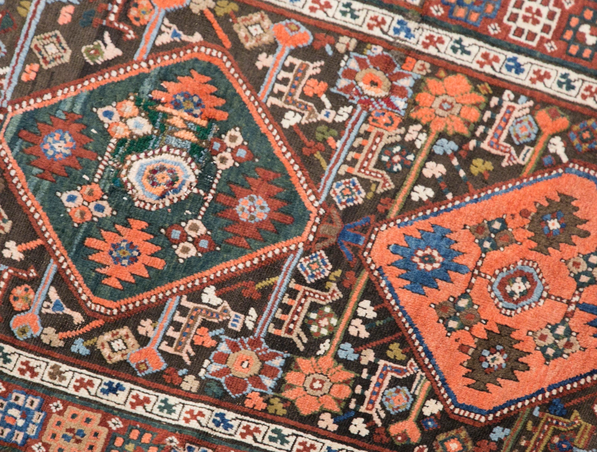 60+ Yrs Old Handwoven Wool Rug – 99 x 365 cm / 3.2 x 12.0 ft