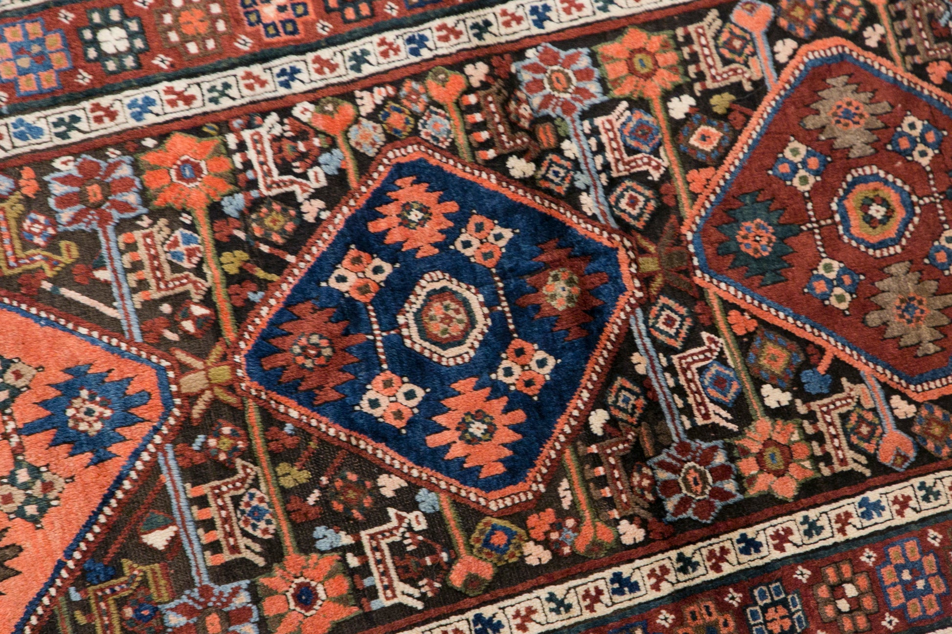 60+ Yrs Old Handwoven Wool Rug – 99 x 365 cm / 3.2 x 12.0 ft