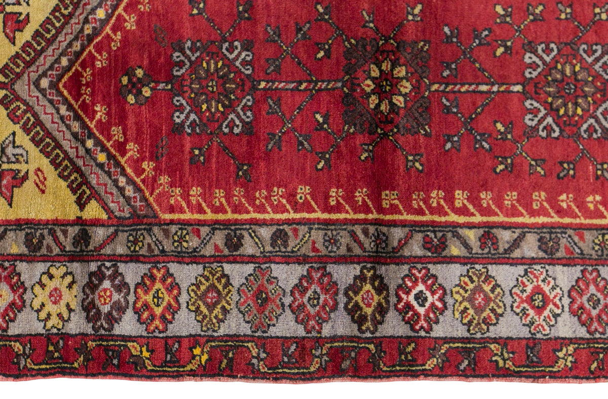 Vintage Konya Prayer Rug, 115 × 200 cm / 3.8 x 6.6 ft Handmade Wool Rug