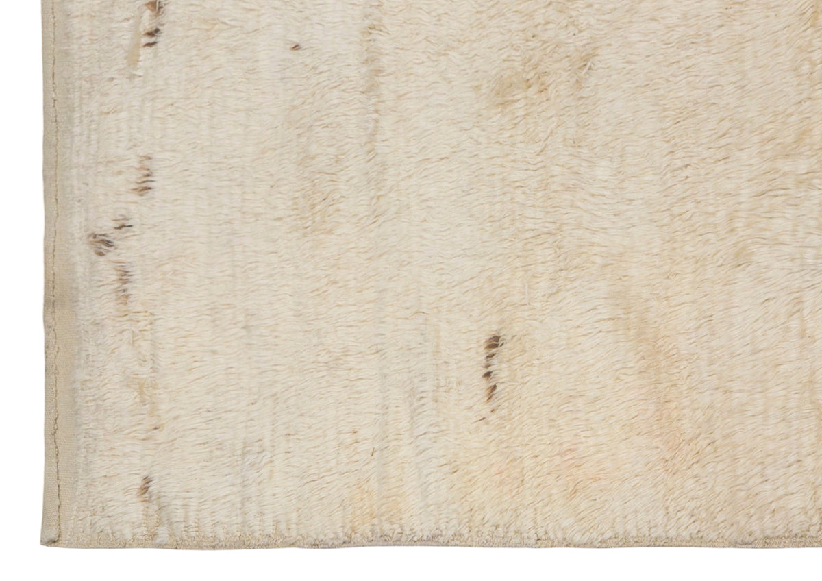 Vintage Karapınar Tulu, 150 x 260 cm / 4.9 x 8.5 feet