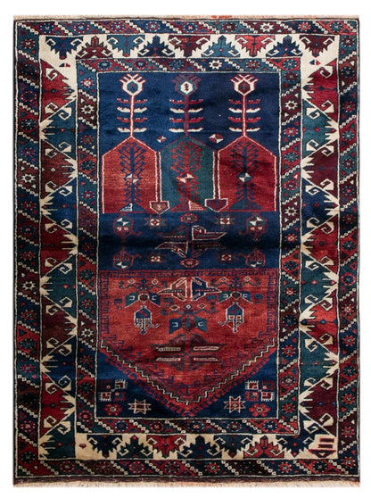 80+ Year Old Döşemealtı Rug, 120 x 185 cm (3'11" x 6'1")