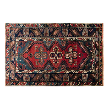 80+ Yrs Old Döşemealtı Rug 4'3" x 6'9" (130x205 cm)