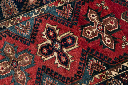 80+ Yrs Old Döşemealtı Rug 4'3" x 6'9" (130x205 cm)