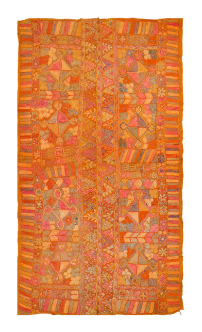 80 Years Old Arabi Kilim, 143 x 245 cm / 4'8 x 8'0 feet