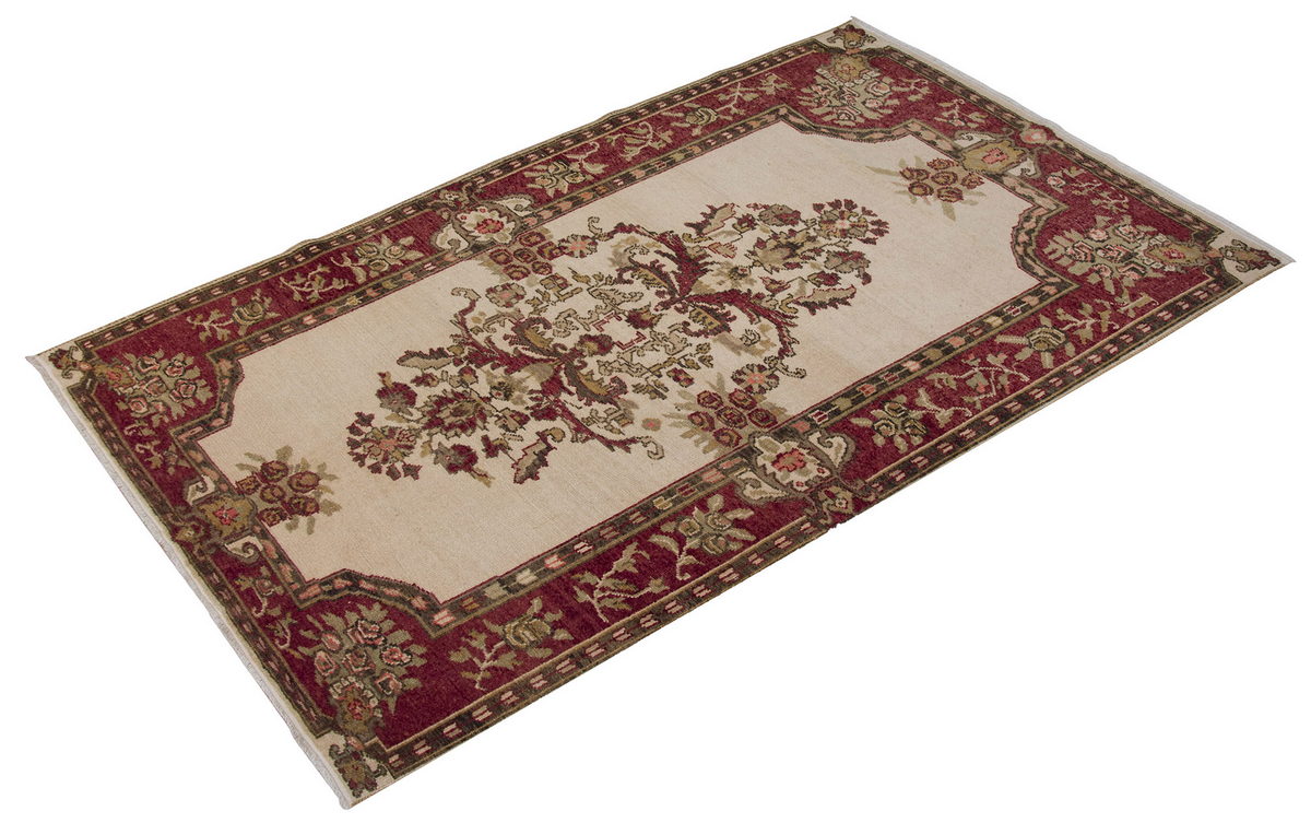 Area Rug 5" x 8'4" feet  152 x 254 cm