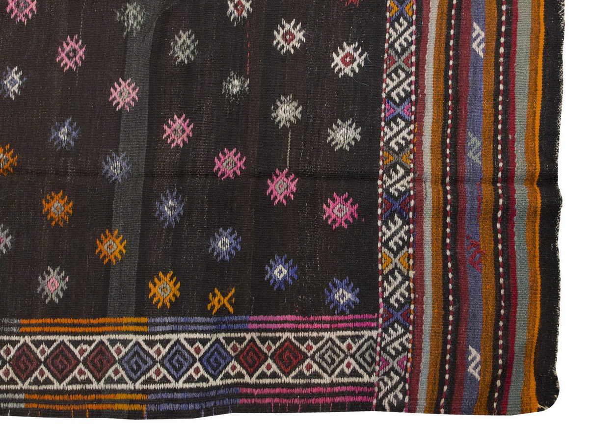 Embroidery Neutral Kilim 7'3" x 10 feet 222 x 305 cm