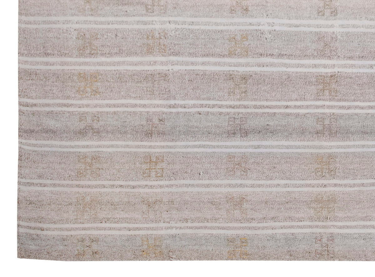 Embroidery Neutral Kilim 8'6" x 9'10" feet 260 x 300 cm