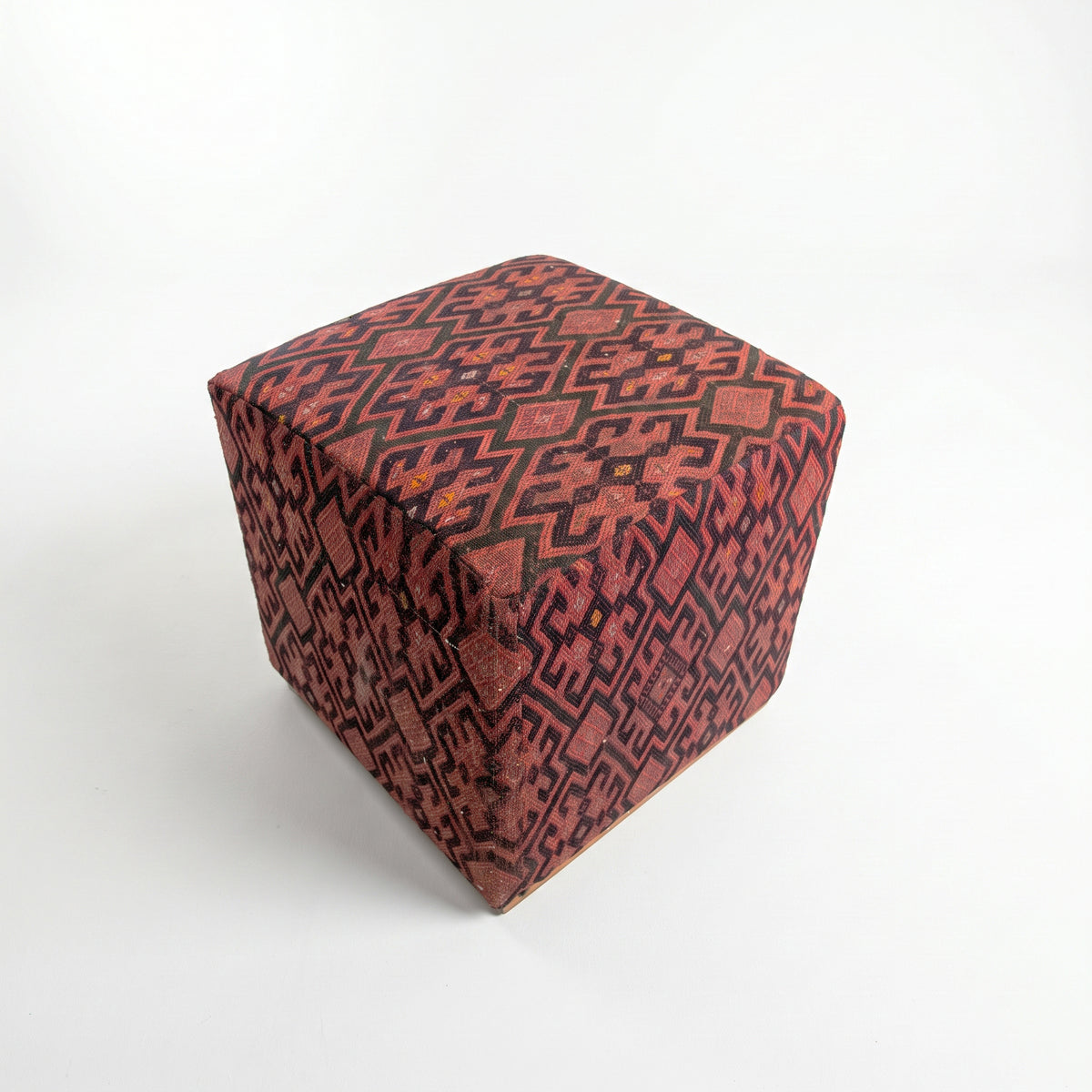 Vintage Turkish Kilim Ottoman – Burgundy Geometric Cube Pouf, 43x43x44 cm