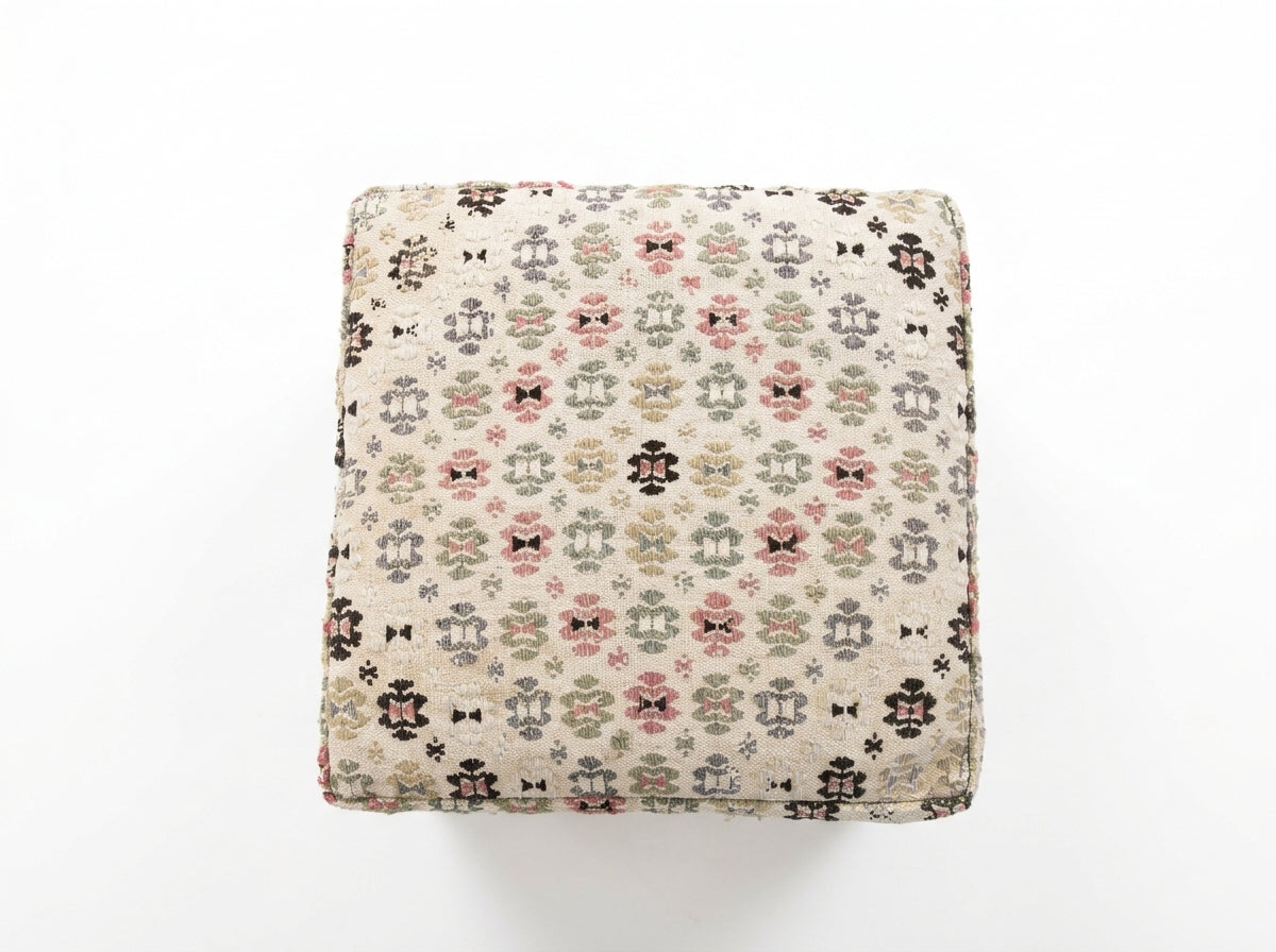 Vintage Turkish Kilim Ottoman – Floral Cube Footstool, 42x42x50 cm