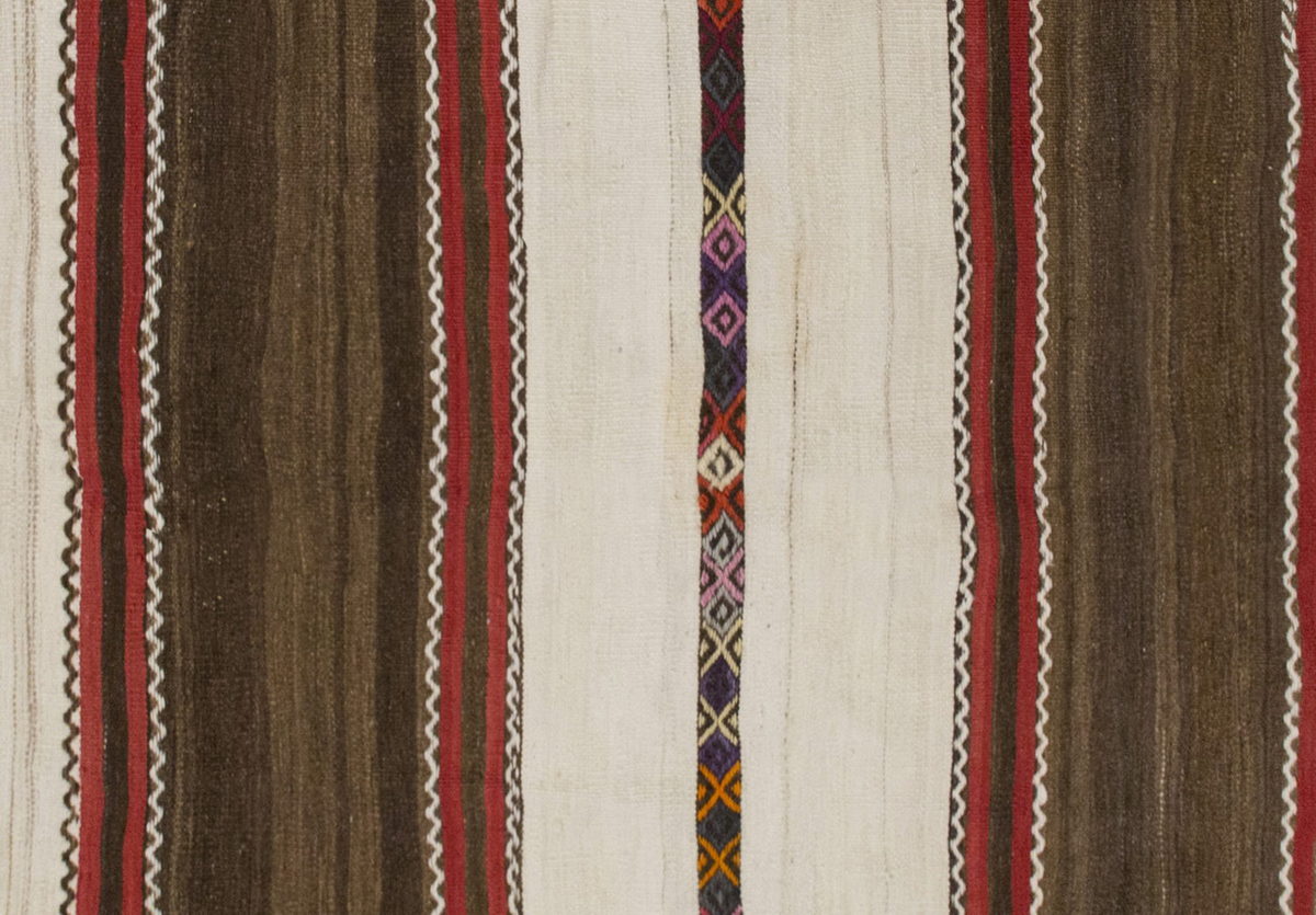 Neutral Kilim 3'10" x 6 feet 117 x 184 cm
