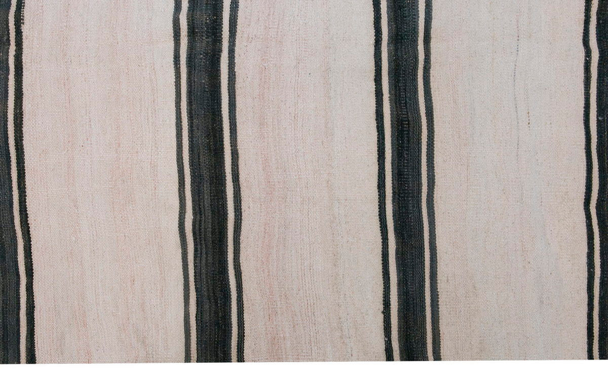 Neutral Kilim 4'1" x 7'5" feet 125 x 225 cm