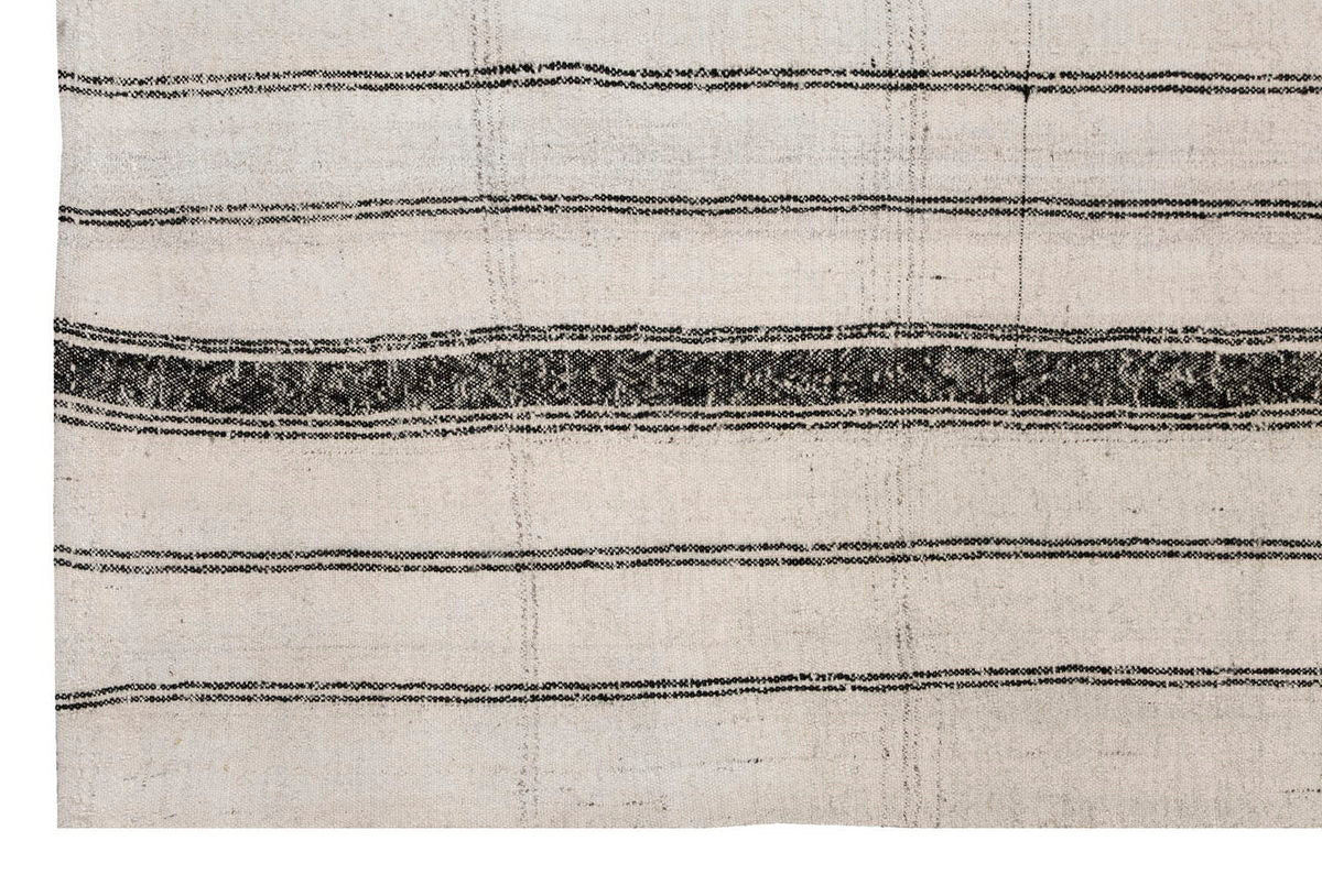 Neutral Kilim 4'11" x 7'9" feet 150 x 235 cm