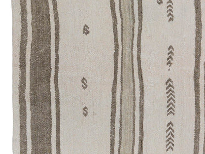 Neutral Kilim 4'4" x 5'1" feet 133 x 155 cm