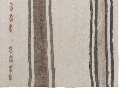 Neutral Kilim 4'4" x 5'1" feet 133 x 155 cm