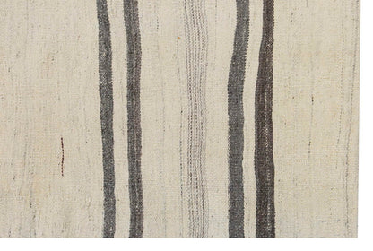 Neutral Kilim 4'6" x 5'9" feet 138 x 175 cm