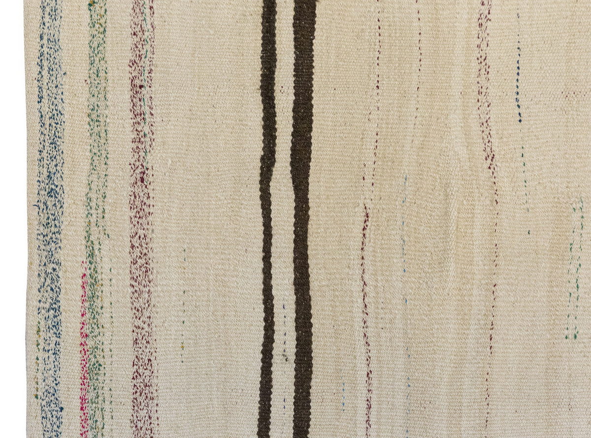 Neutral Kilim 4'6" x 6'5" feet 138 x 195 cm