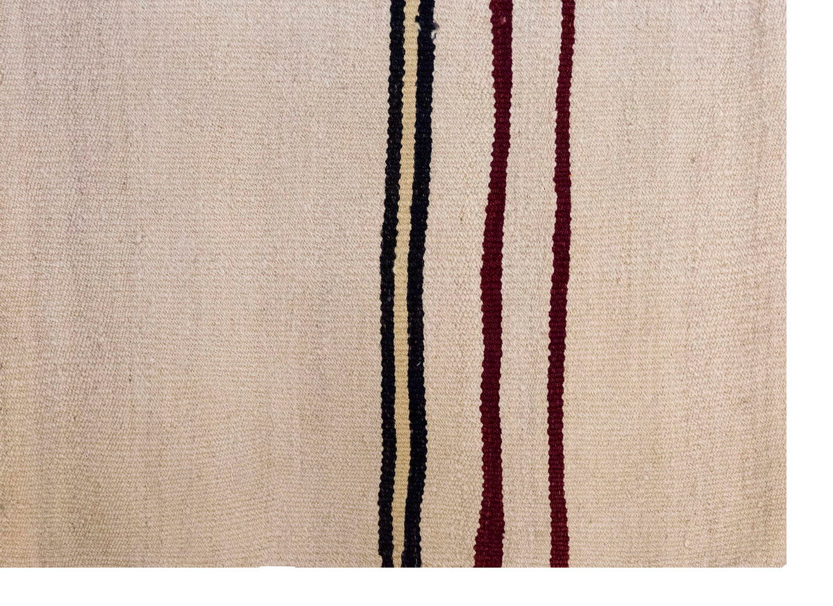 Neutral Kilim 4'7" x 5'4" feet 140 x 163 cm