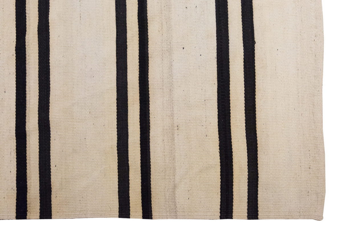 Neutral Kilim 4'8" x 6'11" feet 142 x 210 cm