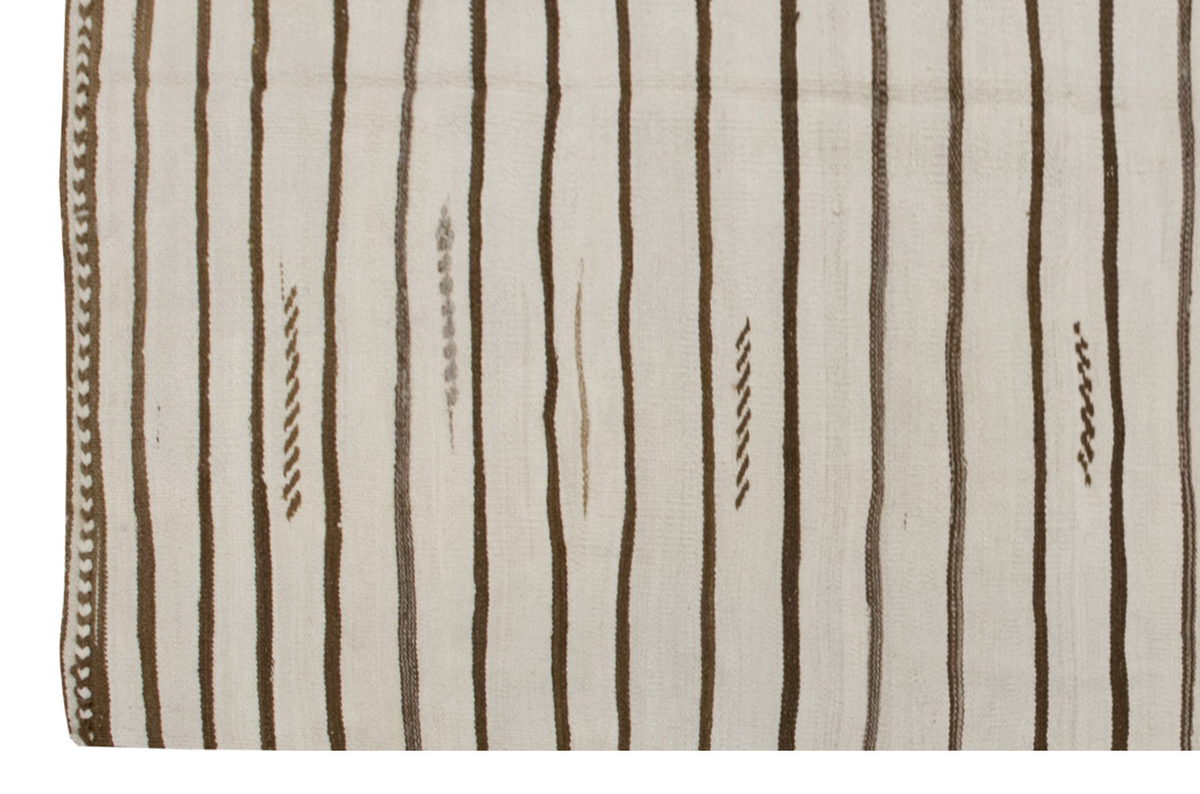 Neutral Kilim 4'9" x 8'1" feet 145 x 247 cm