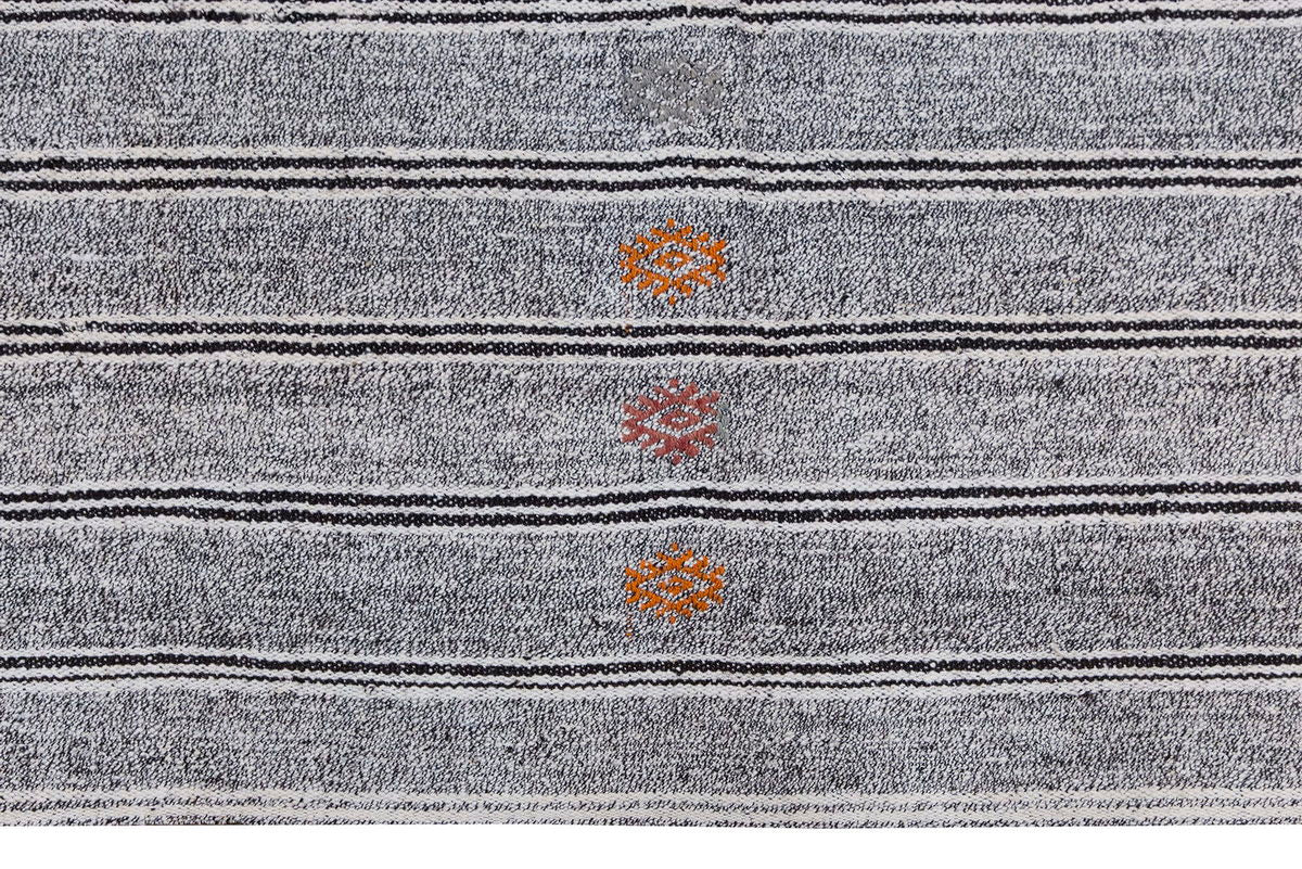 Neutral Kilim 6'6" x 8'3" feet 198 x 252 cm