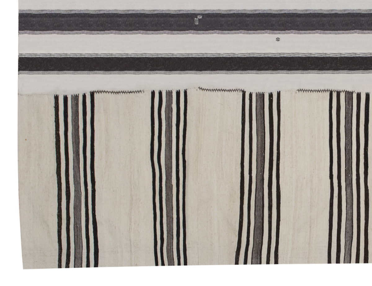 Neutral Kilim 6'9" x 10" feet 207 x 300 cm