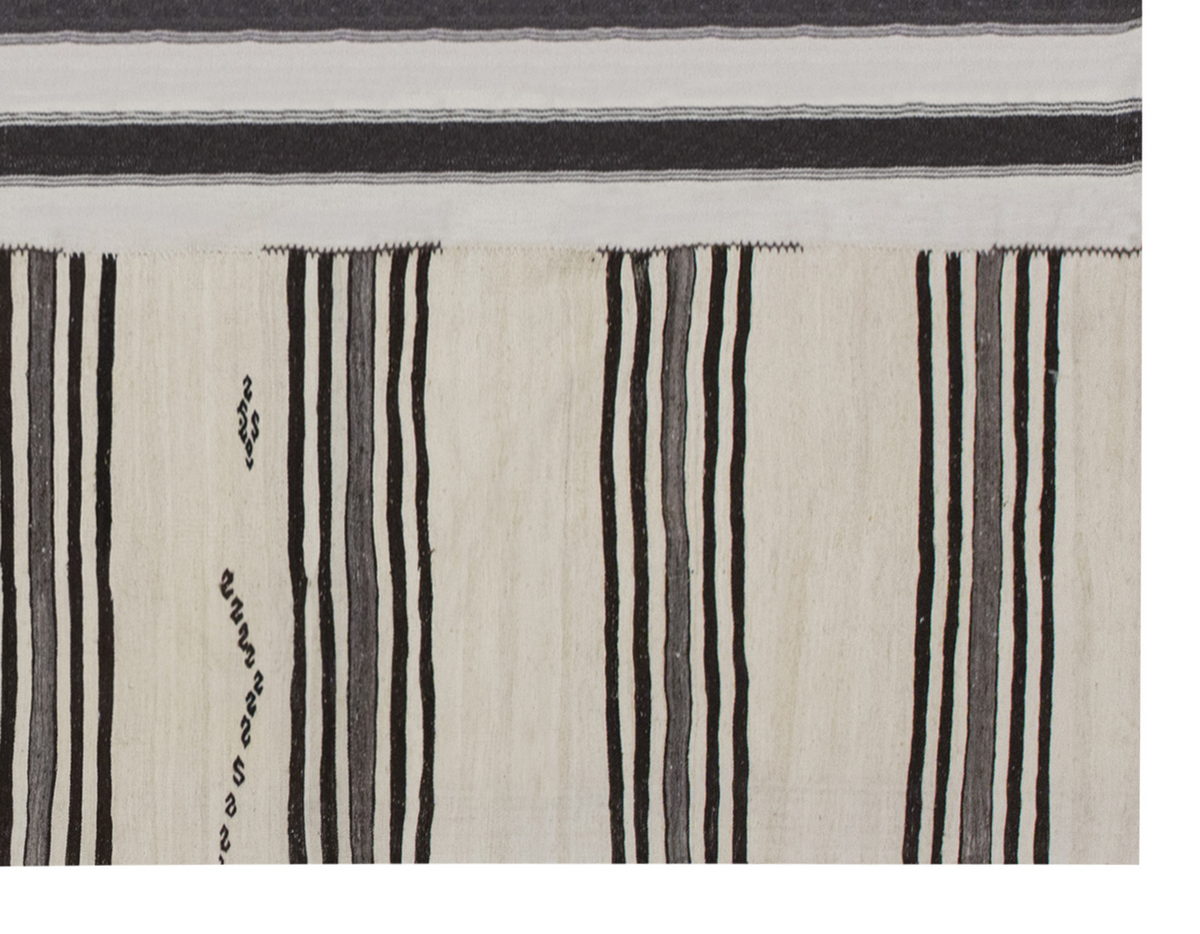 Neutral Kilim 6'9" x 10" feet 207 x 300 cm
