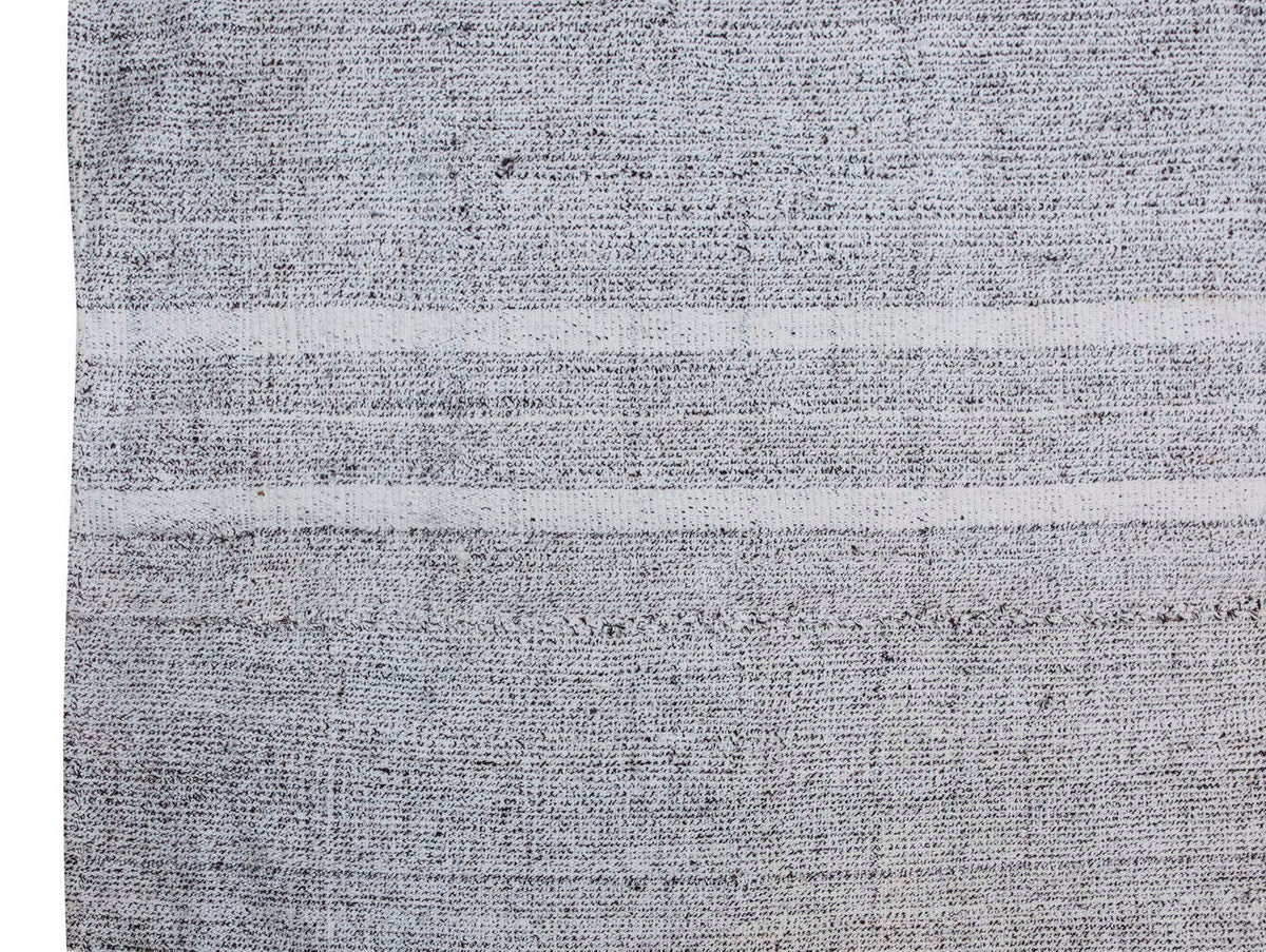 Neutral Kilim 7" x 10'2" feet 209 x 310 cm