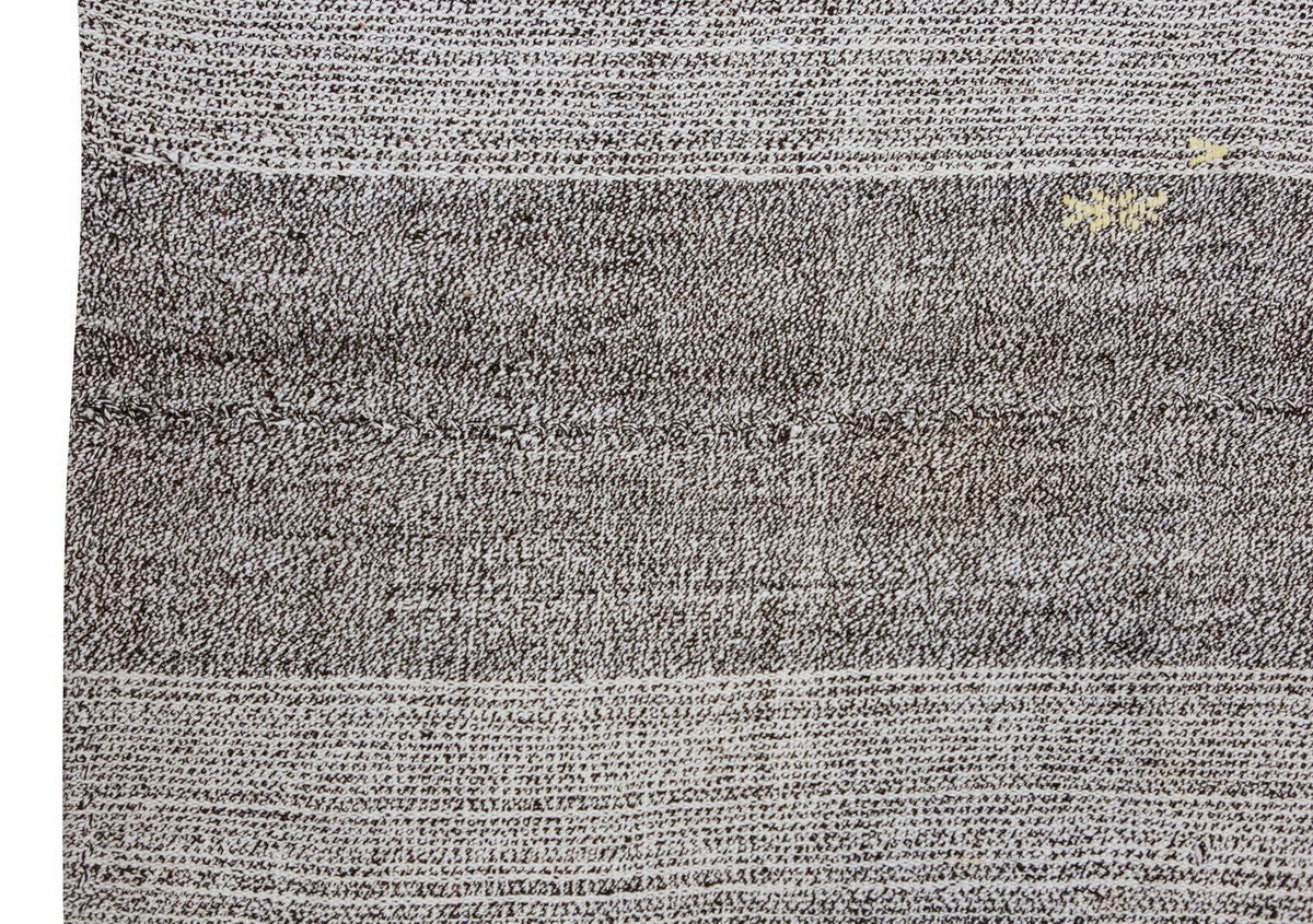 Neutral Kilim 7" x 8'6" feet 214 x 258 cm