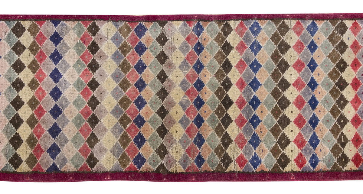 Runner Rug 1'7" x 5'11" feet 49 x 180 cm