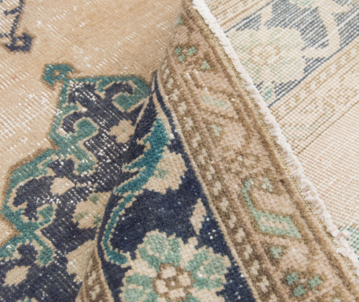 Runner Rug 2" x 13'5" feet 61 x 410 cm