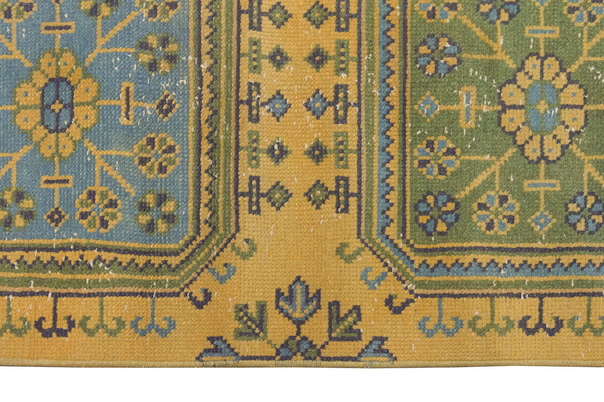 Runner Rug 2" x 20'9" feet  63 x 633 cm