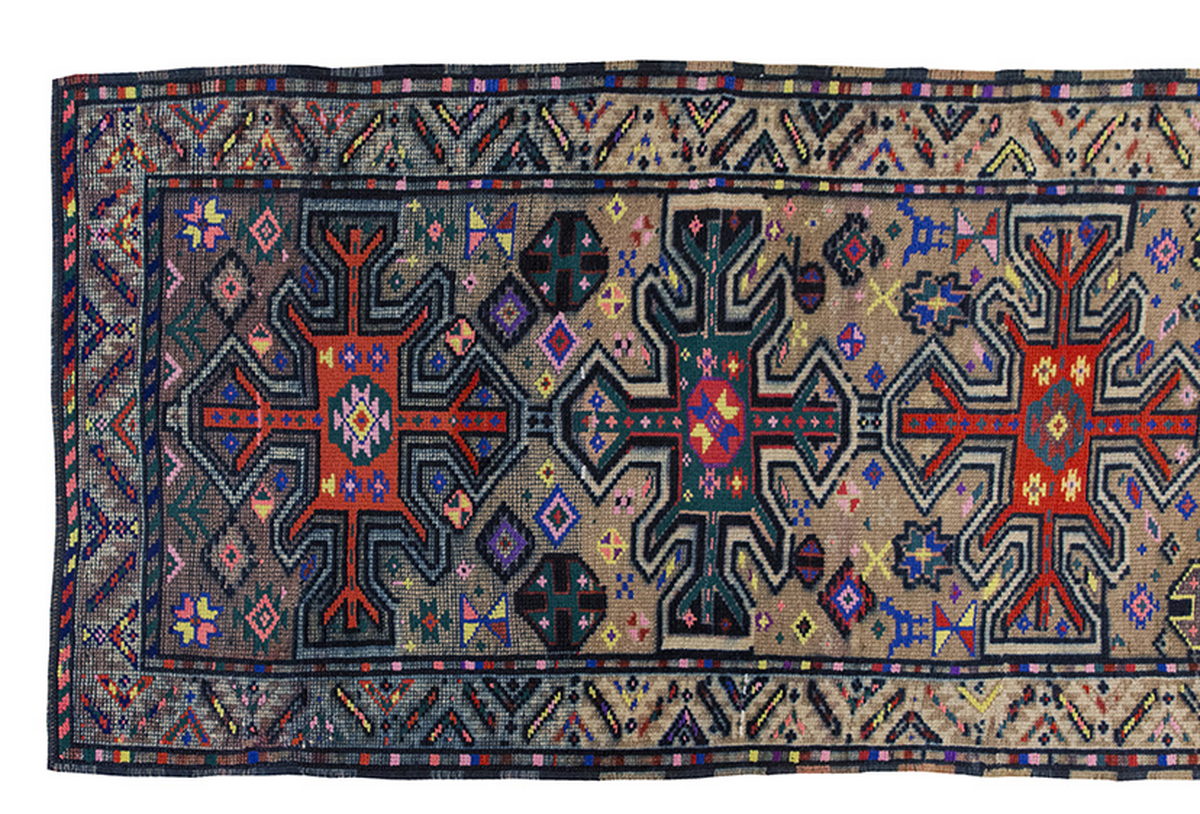 Runner Rug 2'11 x 10'5" feet 89 x 318 cm