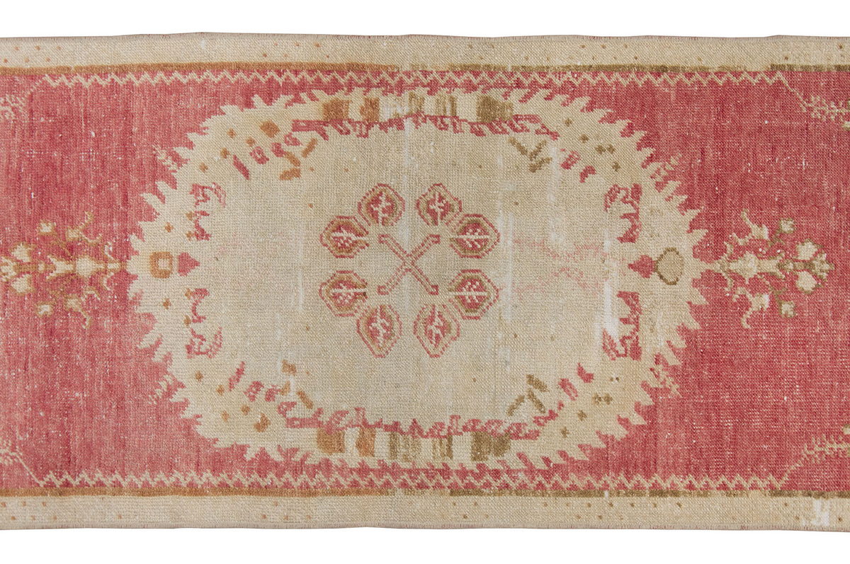 Runner Rug 2'2" x 6'7" feet  67 x 200 cm