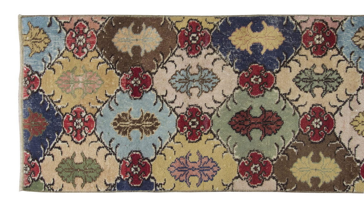 Runner Rug 2'3" x 8" feet  69 x 240 cm