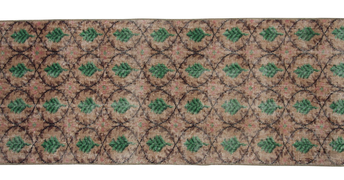 Runner Rug 2'2" x 8'6" feet  66 x 260 cm