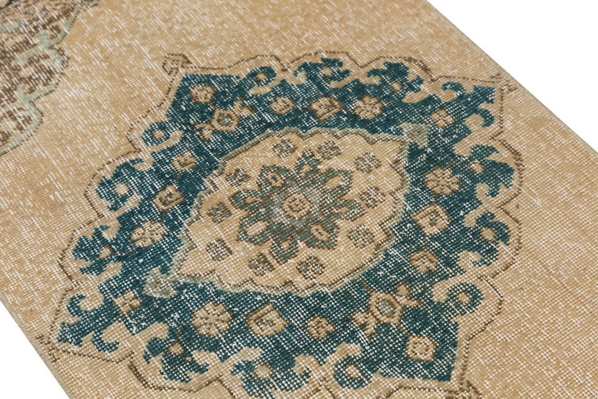 Runner Rug 2'3" x 23 feet 68 x 700 cm
