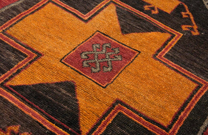 Runner Rug 2'6" x 10'9" feet  77 x 327 cm