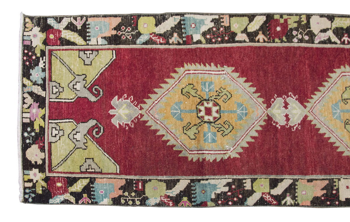 Runner Rug 2'6" x 9'7" feet  77 x 292 cm