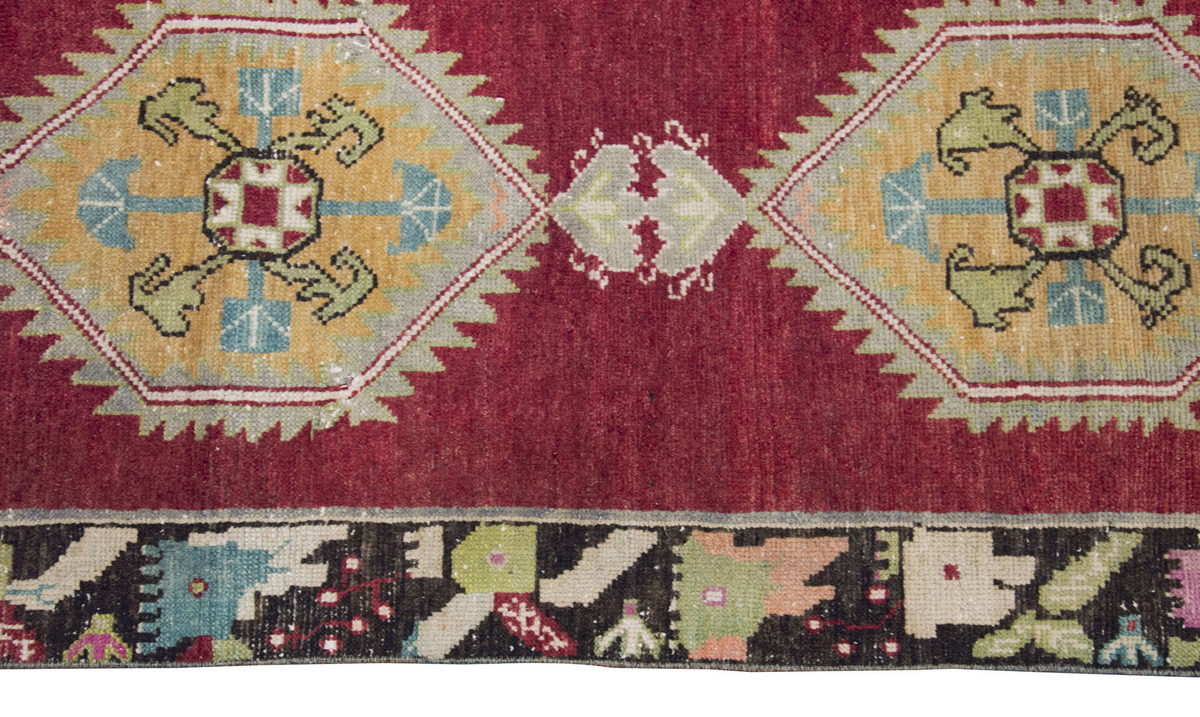 Runner Rug 2'6" x 9'7" feet  77 x 292 cm