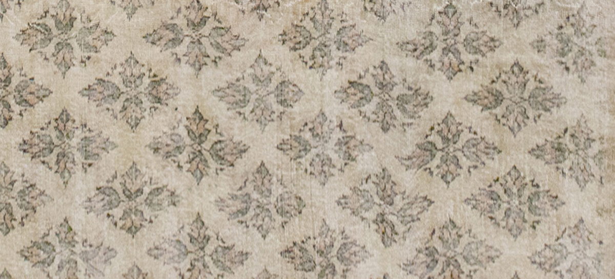 Runner Rug 2'7" x 10 feet 80 x 305 cm