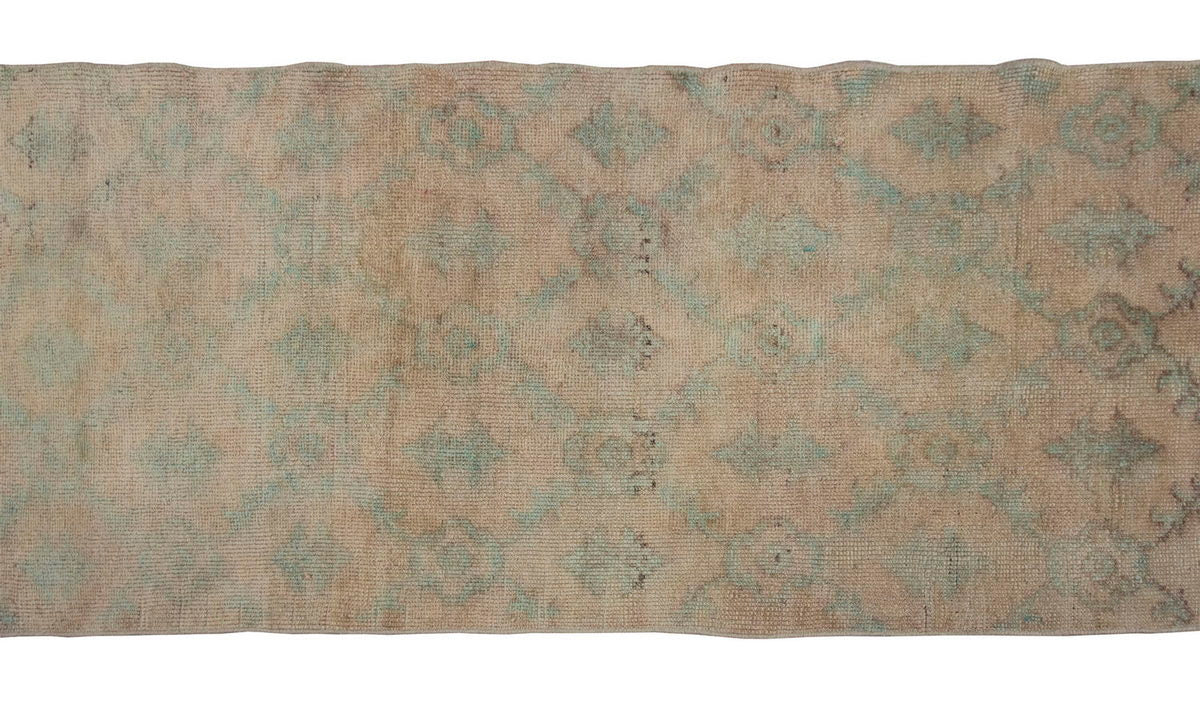 Runner Rug 2'7" x 9" feet  80 x 272 cm