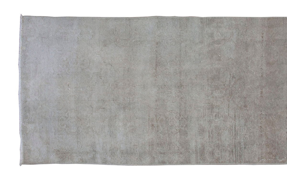 Runner Rug 2'7" x 9'7" feet  78 x 293 cm