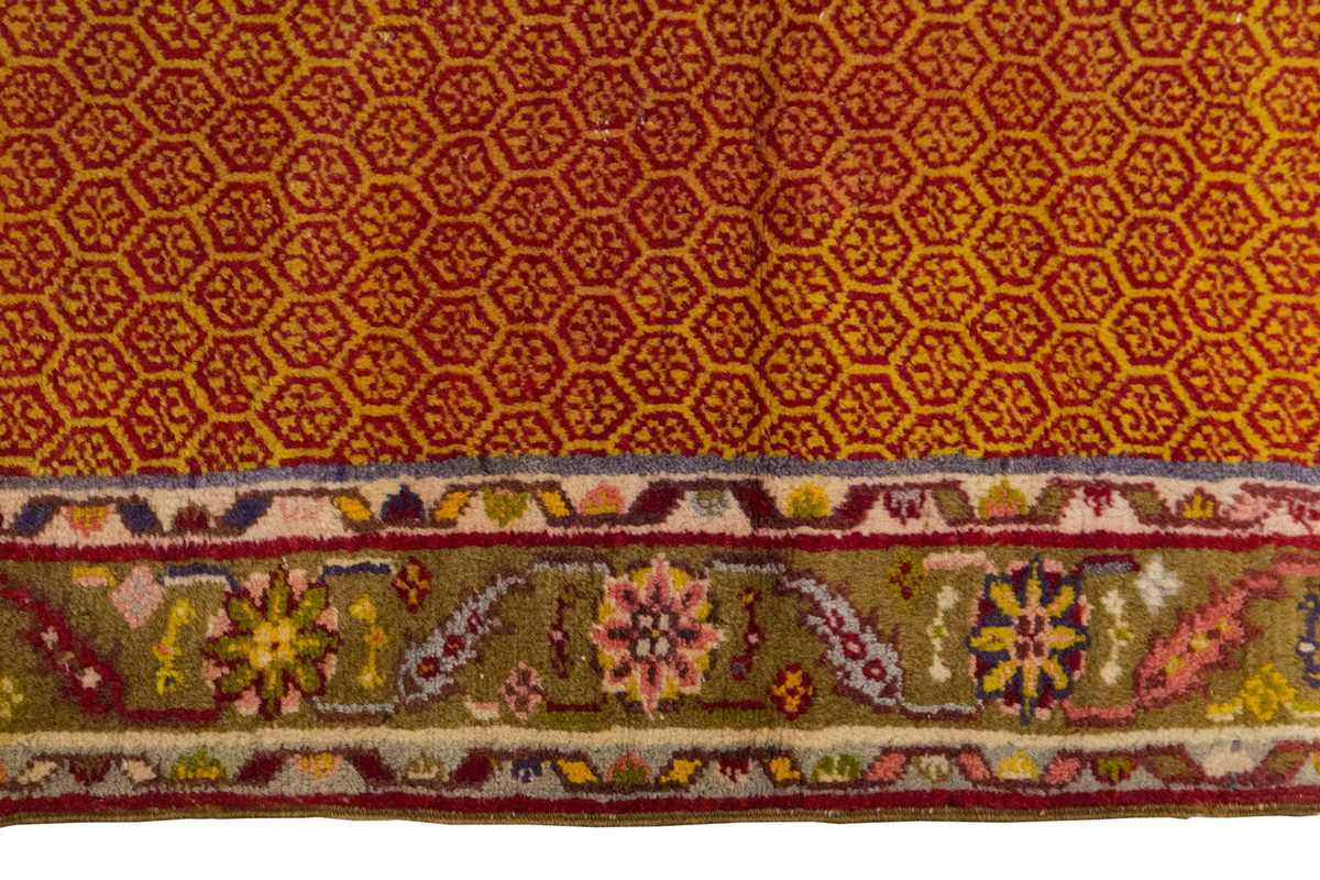 Runner Rug 2'9" x 11 feet 85 x 335 cm