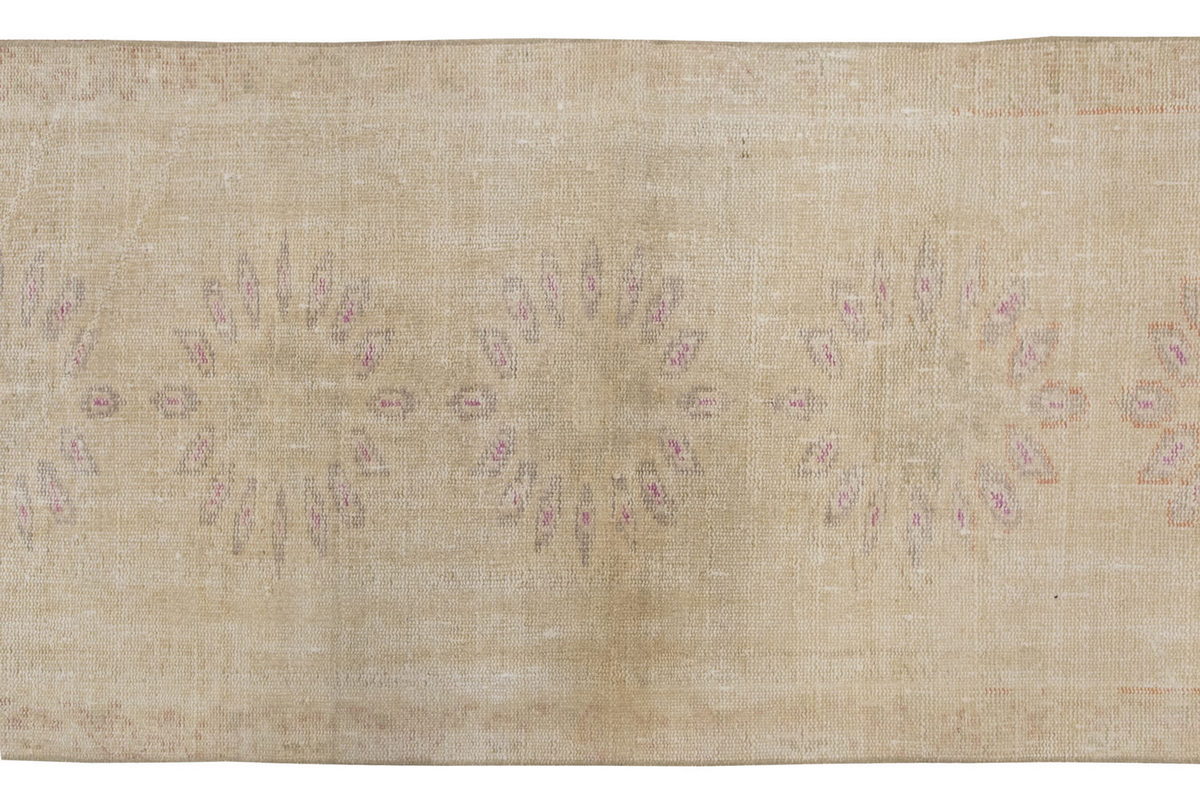 Runner Rug 2'9" x 7'1" feet 85 x 217 cm