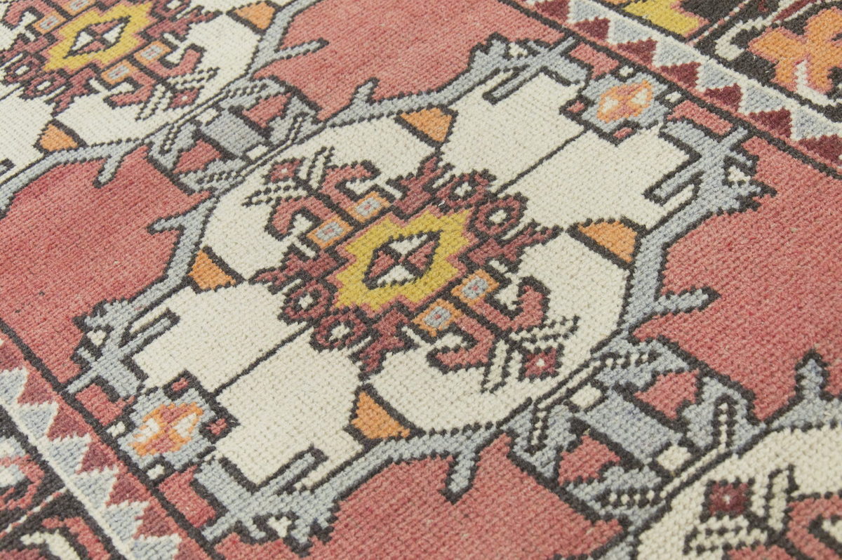 Runner Rug 3" x 9'8" feet  88 x 295 cm