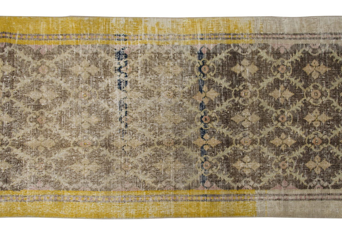 Runner Rug 3'1" x 8'9" feet  94 x 266 cm