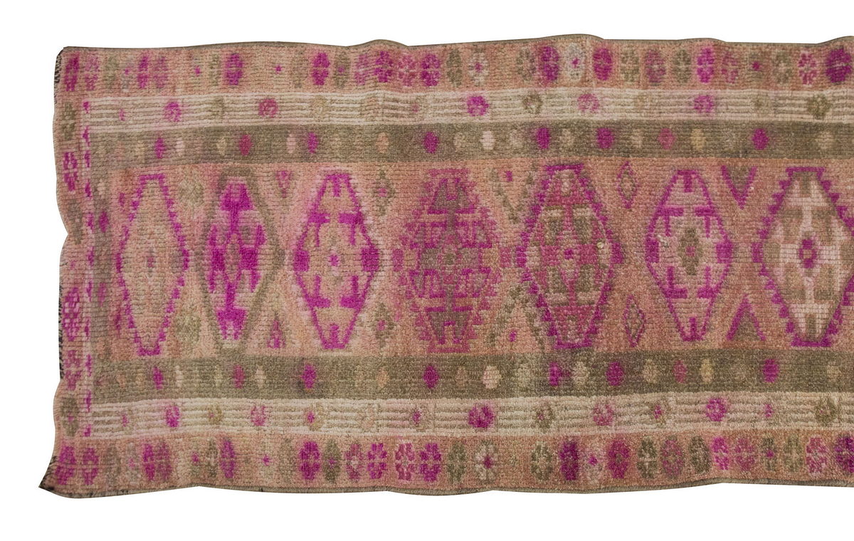 Runner Rug 3" x 13'1" feet  92 x 400 cm